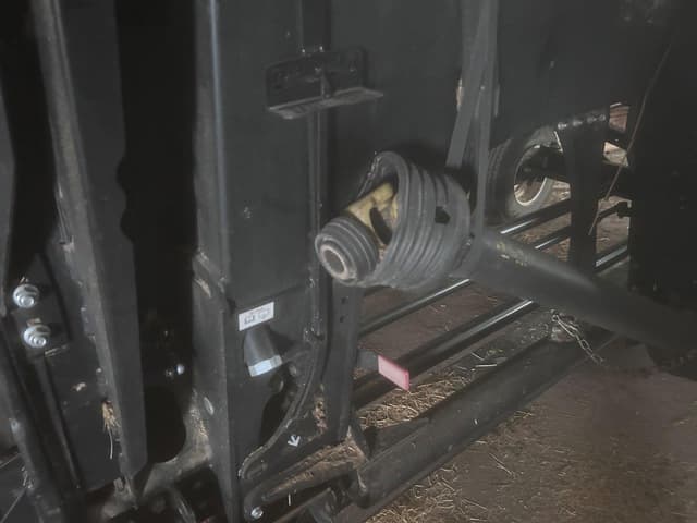 Image of MacDon FD145 equipment image 4