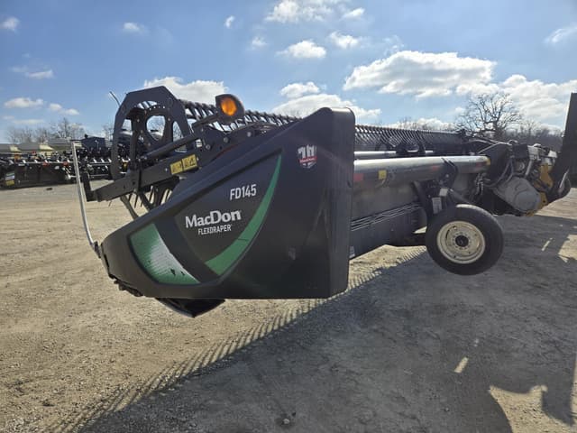 Image of MacDon FD145 equipment image 4