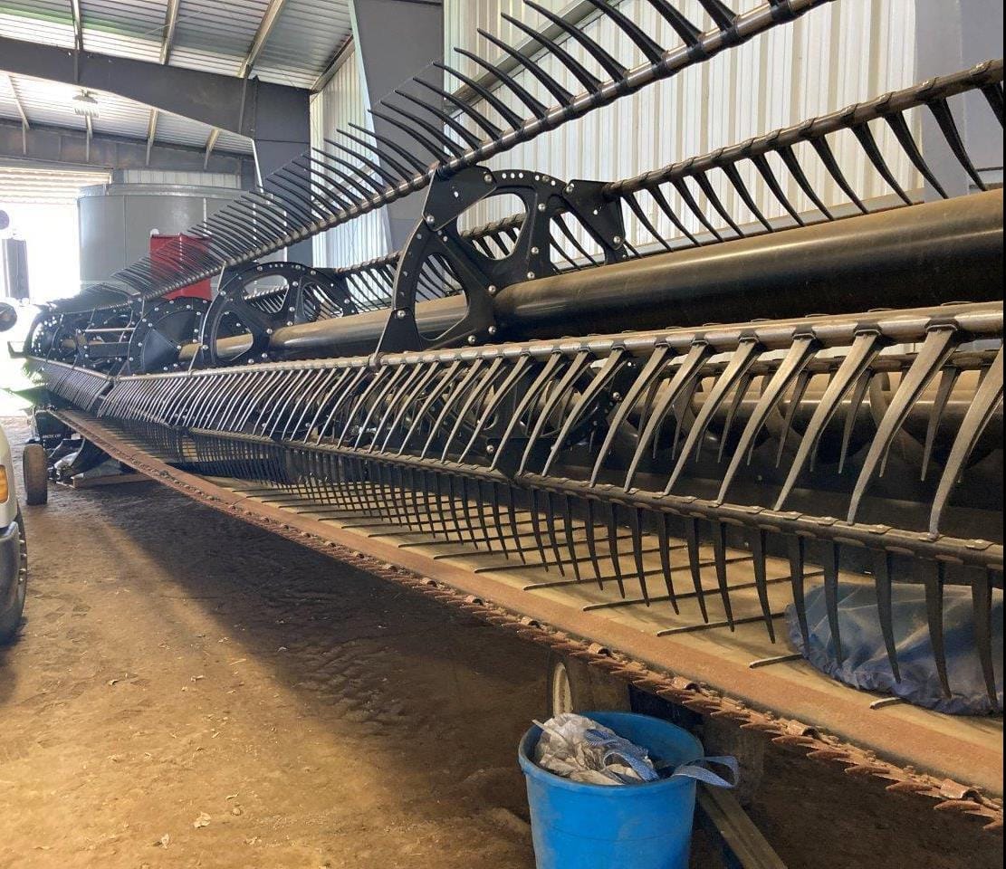 2019 MacDon FD145 Equipment Image0