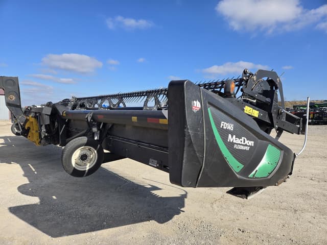 Image of MacDon FD145 equipment image 3