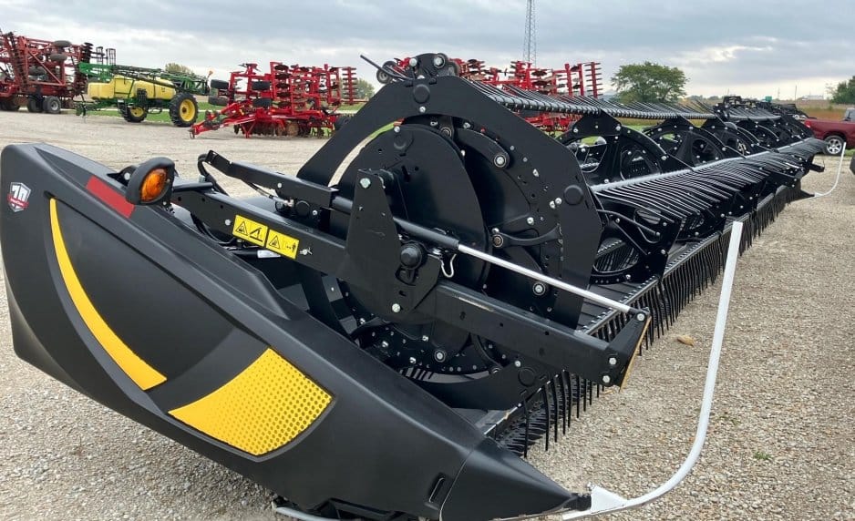 2019 MacDon FD145 Equipment Image0