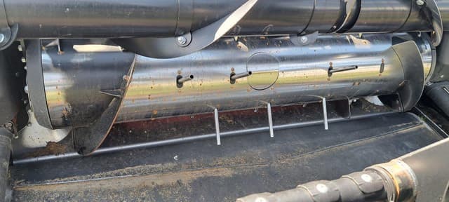 Image of MacDon FD145 equipment image 4