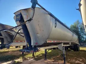 Image of Mac Half Round Dump Trailer equipment image 4