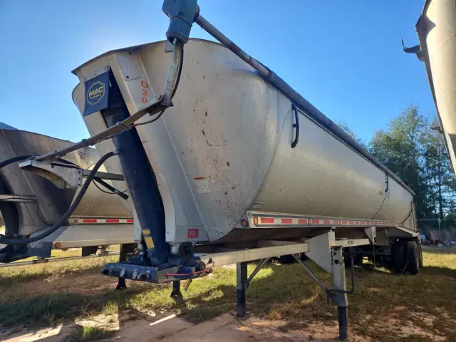 Image of Mac Half Round Dump Trailer equipment image 1