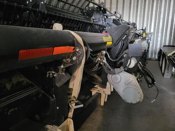 Image of MacDon FD135 equipment image 1