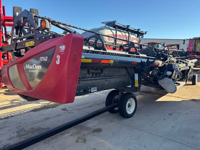 Image of MacDon FD140 equipment image 1