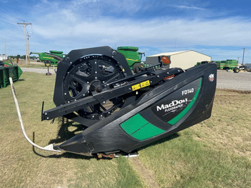 Main image MacDon FD140