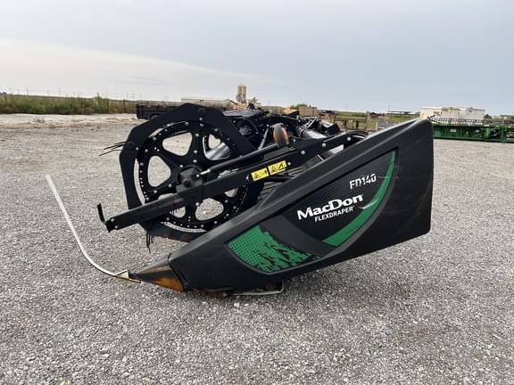 Image of MacDon FD140 equipment image 1