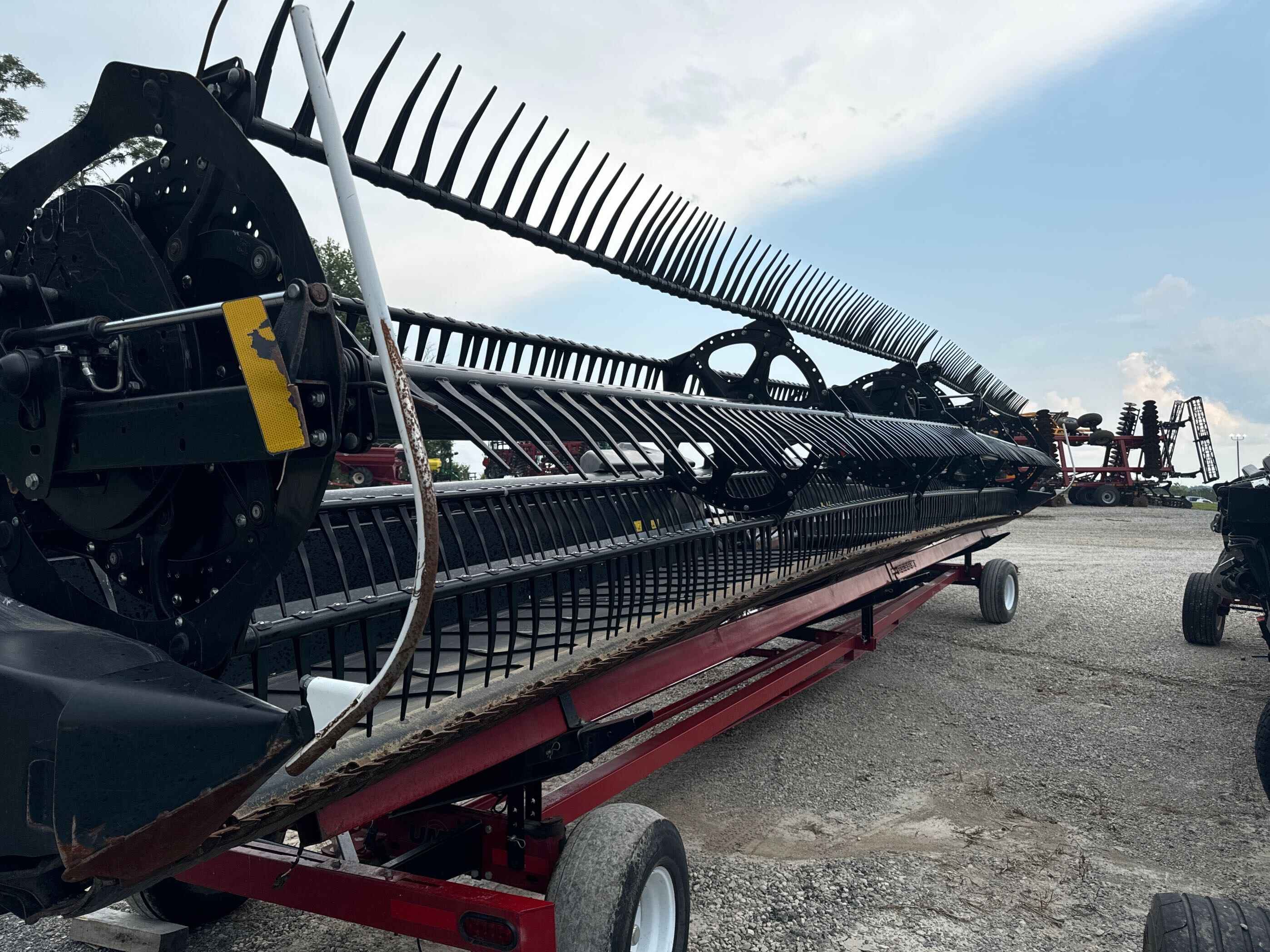 Main image MacDon FD140