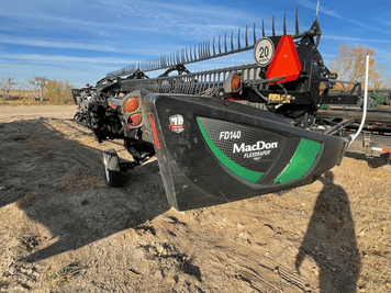 Main image MacDon FD140