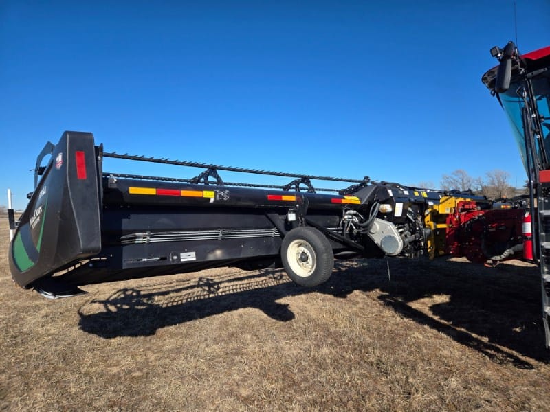 Main image MacDon FD140