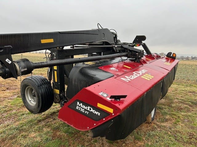 2019 MacDon R116PT Equipment Image0