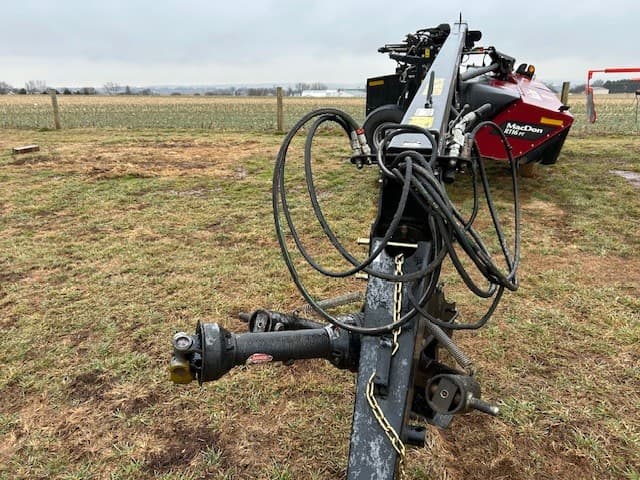 Image of MacDon R116PT equipment image 2