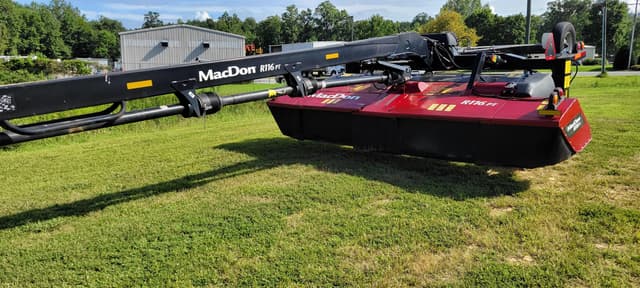 Image of MacDon R116PT equipment image 1