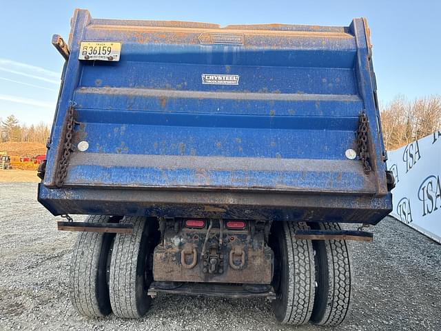 Image of Mack GR64B equipment image 3