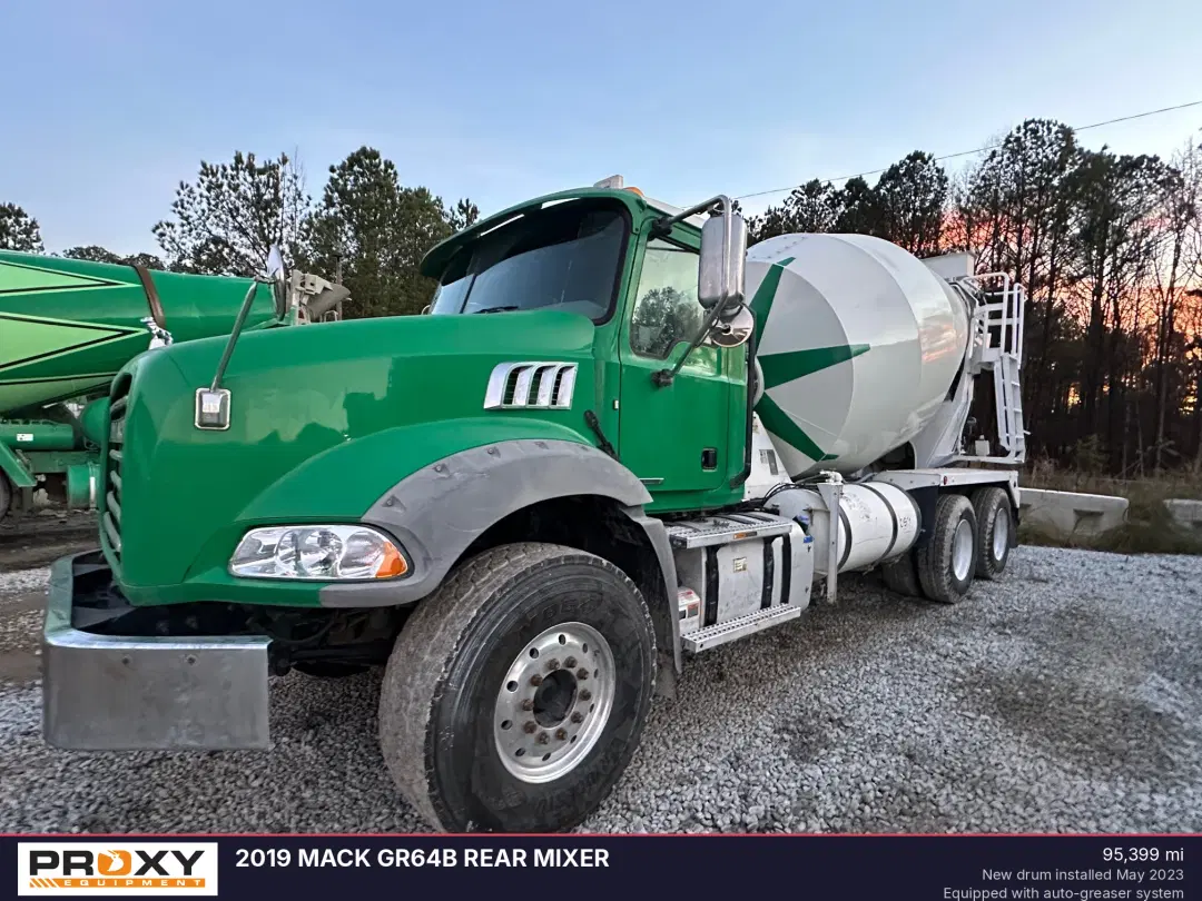 Image of Mack GR64B Primary image