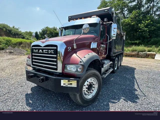 Image of Mack GR64F equipment image 1