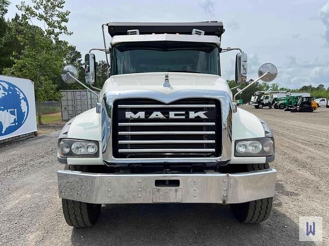 Image of Mack GU713 equipment image 2
