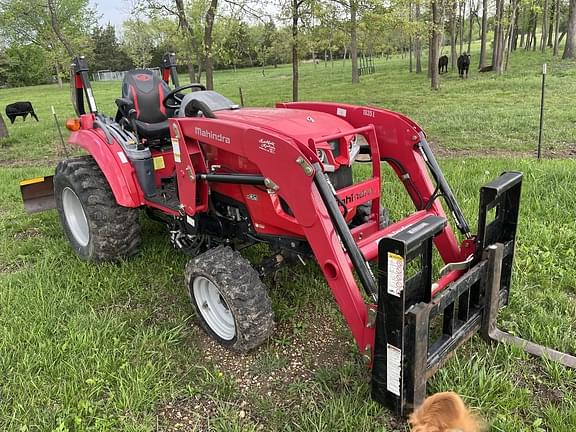 Image of Mahindra 1635 equipment image 3