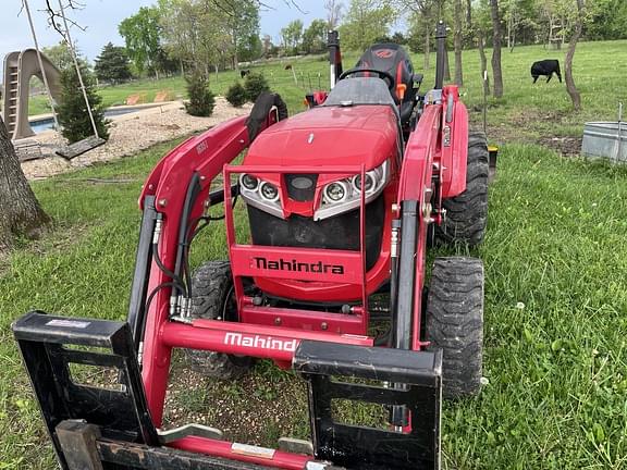 Image of Mahindra 1635 equipment image 1
