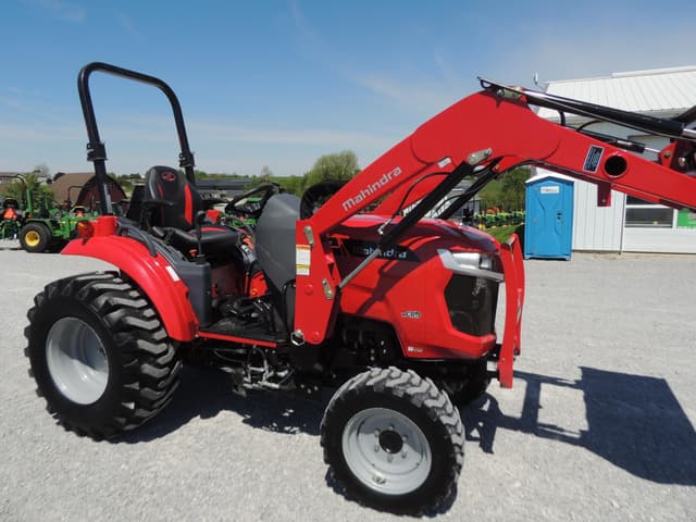 Image of Mahindra 1635 HST equipment image 3
