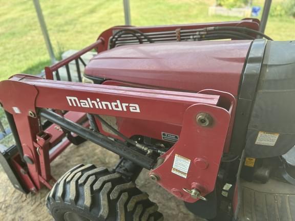 Image of Mahindra 2638 equipment image 3