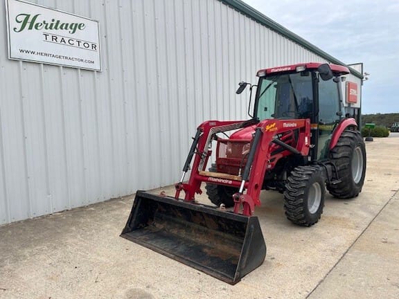 2019 Mahindra 2655 Equipment Image0