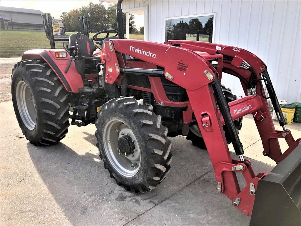 Main image Mahindra 6075