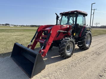 Main image Mahindra 7095