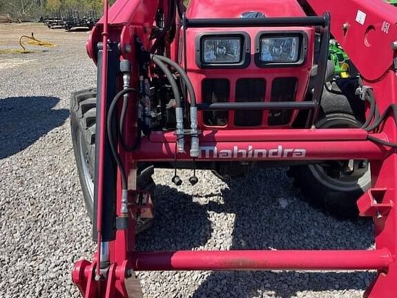 Image of Mahindra mPower 85 equipment image 4