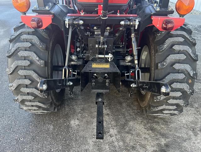 Image of Mahindra Max 26XLT HST equipment image 4