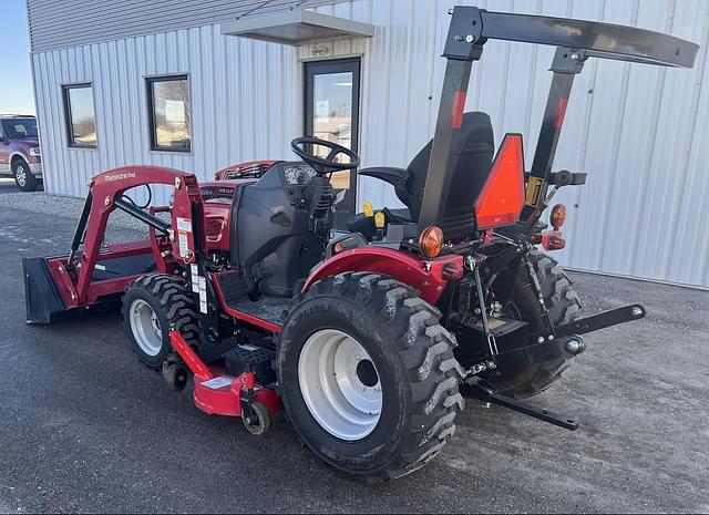 Image of Mahindra Max 26XLT HST equipment image 2