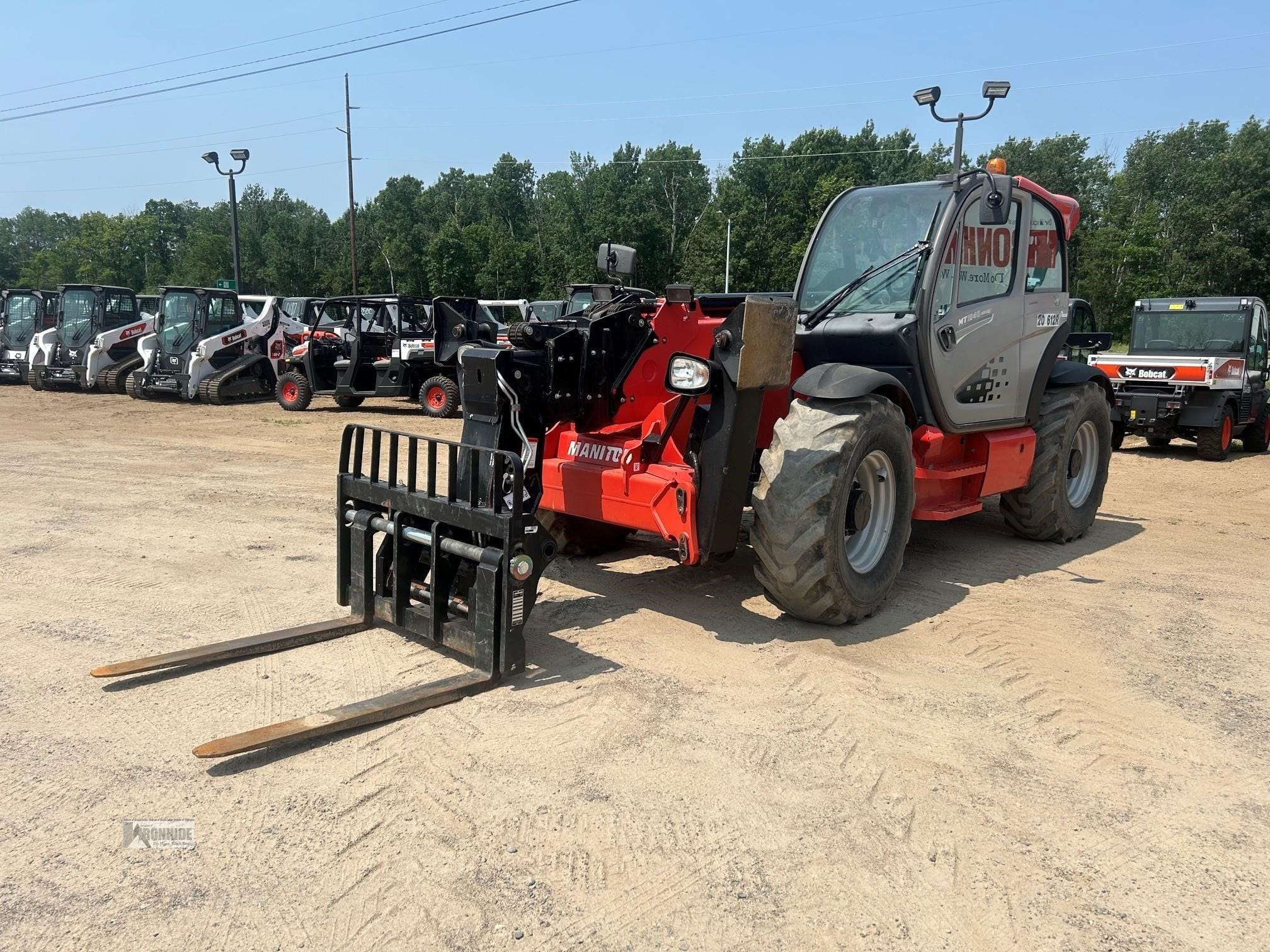 2019 Manitou MT1840 Equipment Image0