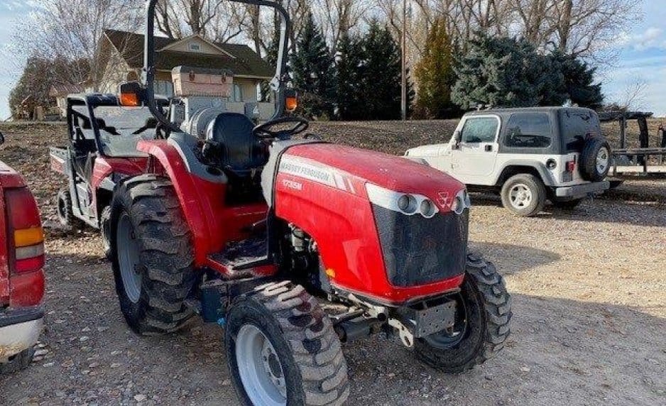 2019 Massey Ferguson 1735M Equipment Image0