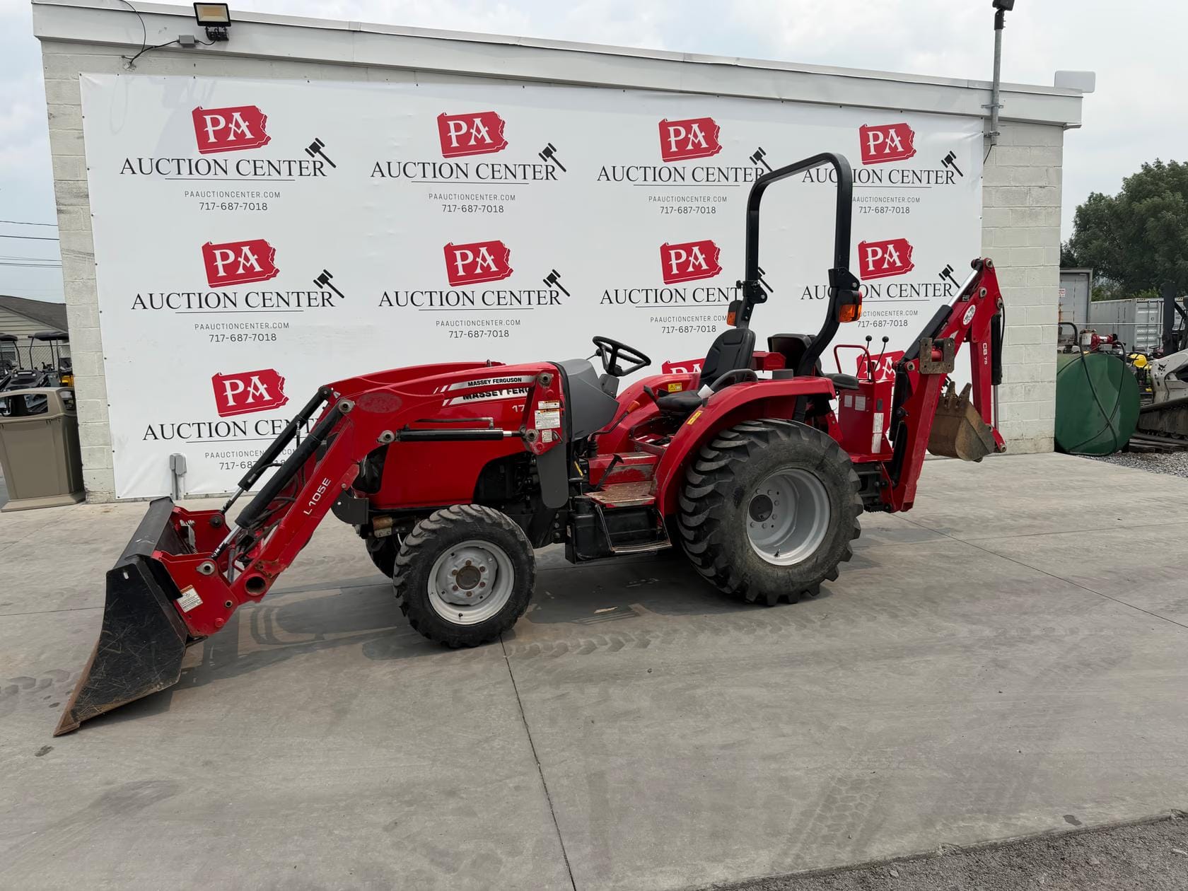 2019 Massey Ferguson 1739E Equipment Image0