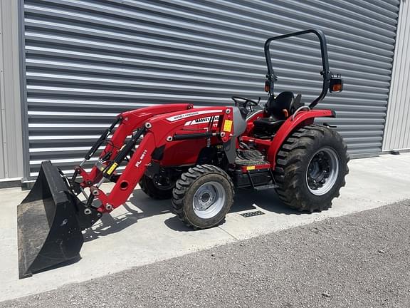 Image of Massey Ferguson 1740M Primary image
