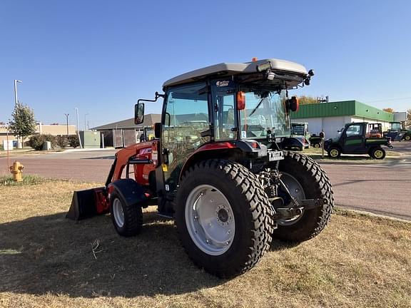 Image of Massey Ferguson 1760M equipment image 1