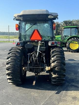 Image of Massey Ferguson 1760M equipment image 3