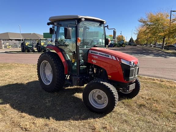 Image of Massey Ferguson 1760M equipment image 2