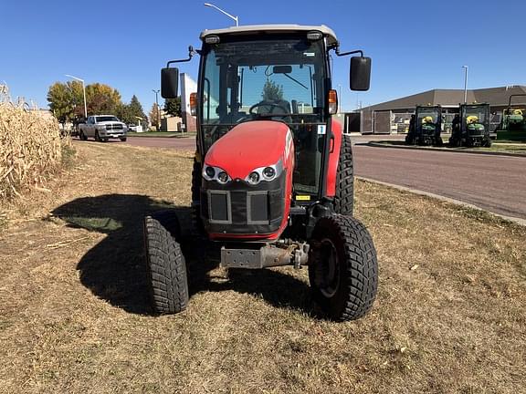 Image of Massey Ferguson 1760M equipment image 3