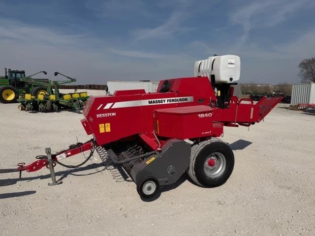 2019 Massey Ferguson 1840 Equipment Image0