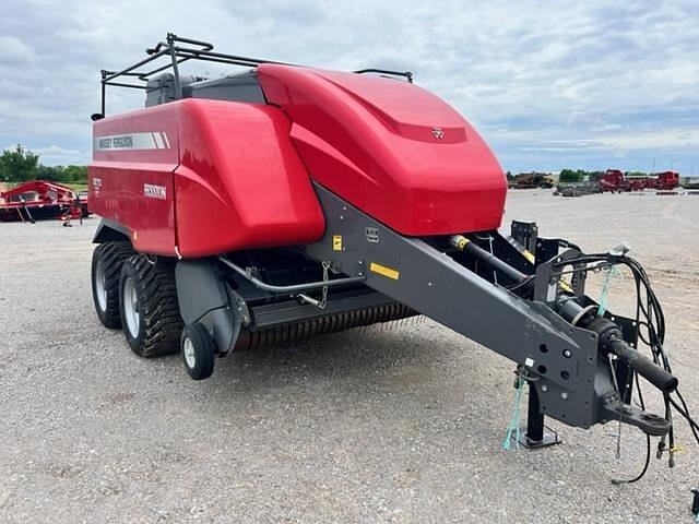 Image of Massey Ferguson 2270 equipment image 1