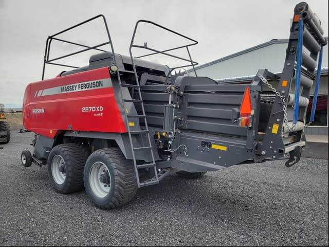 Image of Massey Ferguson 2270XD equipment image 1