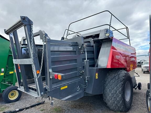 Image of Massey Ferguson 2290 equipment image 3