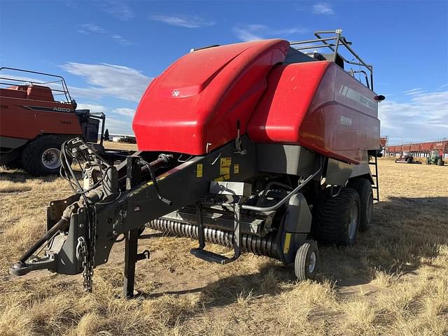 Image of Massey Ferguson Hesston 2290 equipment image 1