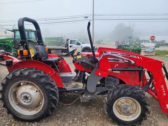 Main image Massey Ferguson 2604H
