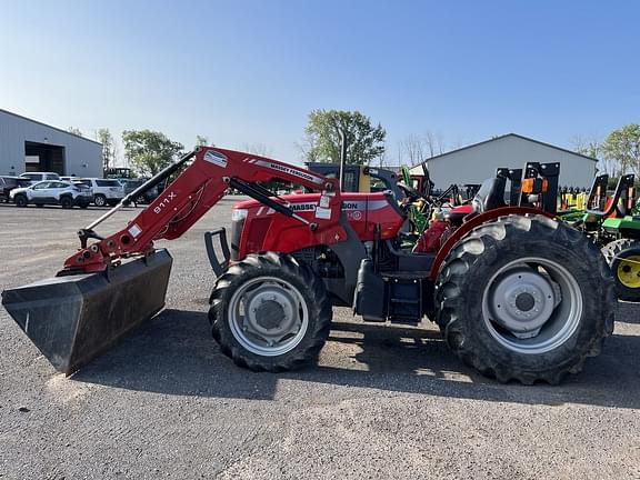 Image of Massey Ferguson 2607H equipment image 1