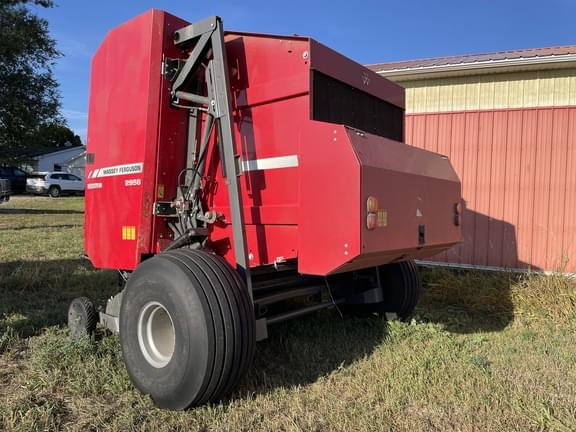 Image of Massey Ferguson 2956A equipment image 4