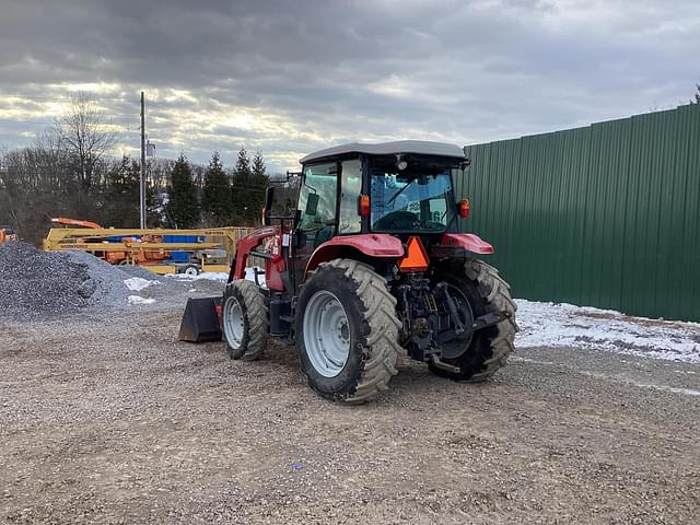 Image of Massey Ferguson 4607M equipment image 1