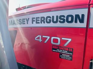 Main image Massey Ferguson 4707 6